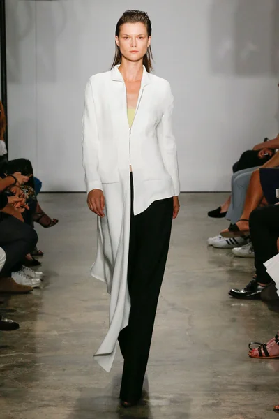 Look 20